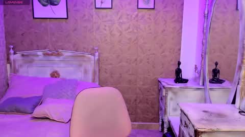 dali_collin online show from April 10, 2026, 2:00 pm