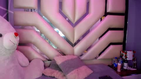     online show from January 29, 2025, 7:46 am