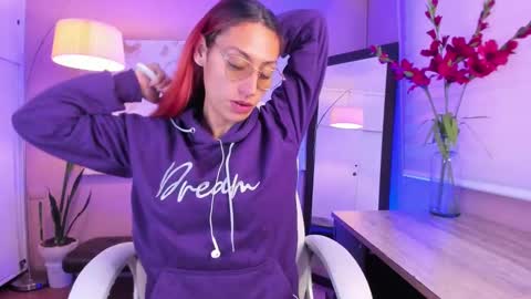 Snapshot of dalia_garrett chatting on January 10, 2025, 1:20 pm Dalia online show from January 10, 2025, 1:20 pm