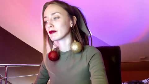 Dalia  online show from December 18, 2024, 10:19 am