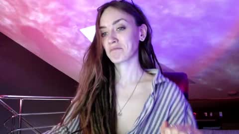 Dalia  online show from February 24, 2025, 10:15 am