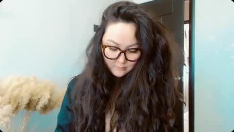 Dali online show from October 16, 2025, 7:09 am