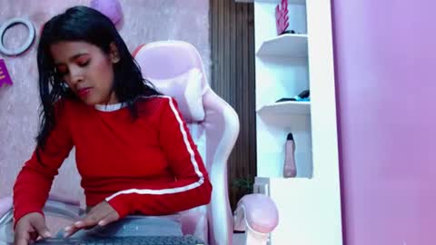 Snapshot of daliila_queen chatting on July 13, 2026, 7:16 pm dalila online show from July 13, 2026, 7:16 pm