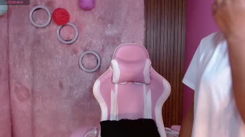 Snapshot of daliila_queen chatting on July 16, 2026, 7:20 pm dalila online show from July 16, 2026, 7:20 pm