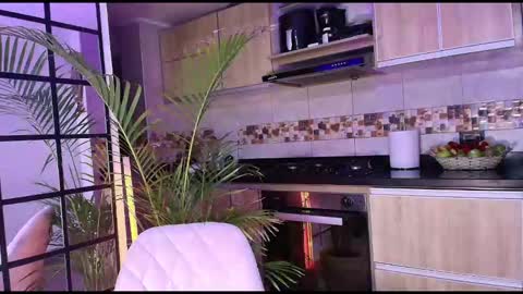 Dalila online show from October 3, 2025, 10:23 am