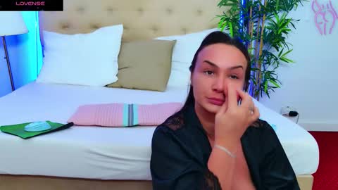 daliyaa_ online show from September 12, 2025, 12:05 pm