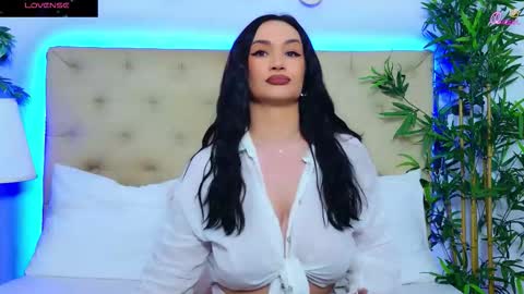 Snapshot of daliyaa_ chatting on February 5, 2026, 2:22 pm daliyaa_ online show from February 5, 2026, 2:22 pm