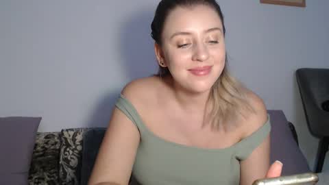 Maria online show from December 1, 2025, 9:20 pm