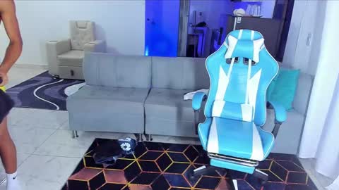 damar_felipe online show from February 9, 2025, 3:22 am