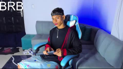 damar_felipe online show from March 10, 2025, 3:12 am