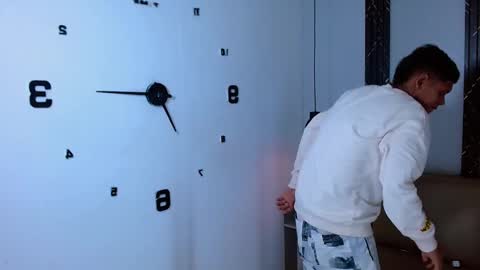 damar_felipe online show from October 28, 2025, 3:32 am