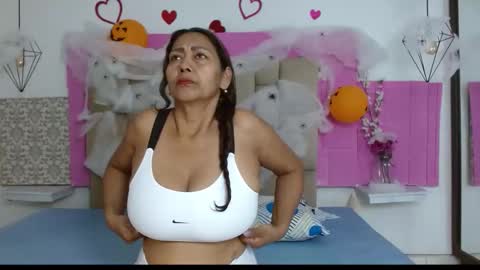 damaryleon online show from October 20, 2025, 7:03 pm