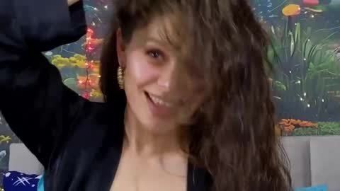 damedefeu online show from February 11, 2025, 9:09 am