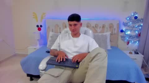 DAMIAN online show from December 1, 2024, 4:29 pm