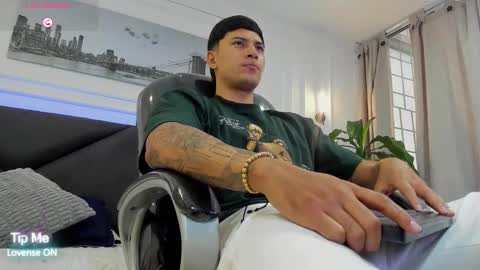 DAMIAN online show from February 17, 2026, 12:23 pm