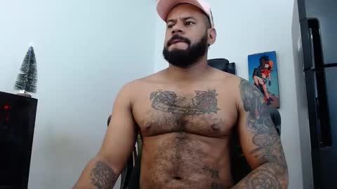 damian64436171 online show from December 1, 2025, 5:18 pm