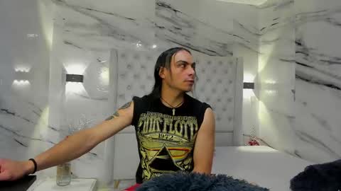 Snapshot of damian_and_tiana chatting on March 12, 2025, 2:41 am damian_and_tiana online show from March 12, 2025, 2:41 am