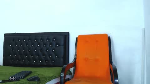 damian_hart_24cm online show from February 2, 2025, 12:35 pm