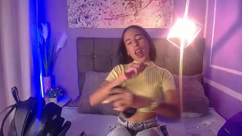 damian_n_lissa online show from October 20, 2025, 1:50 am