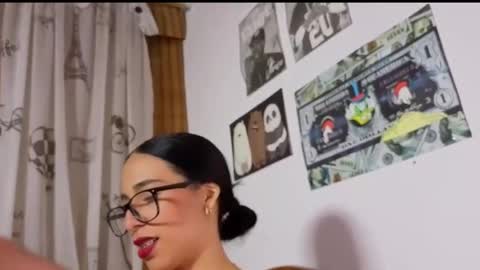 Snapshot of damian_n_lissa chatting on March 20, 2026, 11:53 pm damian_n_lissa online show from March 20, 2026, 11:53 pm