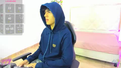 Snapshot of damian_tay1 chatting on July 25, 2026, 11:30 am damian_tay1 online show from July 25, 2026, 11:30 am