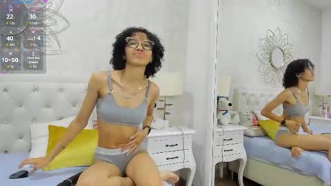 Snapshot of damianna_ chatting on July 30, 2026, 12:15 pm Damiana online show from July 30, 2026, 12:15 pm
