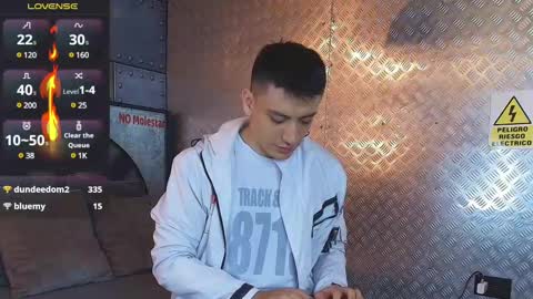 Damian Phill online show from December 28, 2024, 10:34 pm