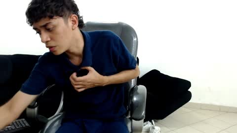 LIAM online show from February 26, 2025, 1:32 am