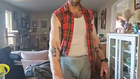 damien_mace online show from May 2, 2026, 1:05 pm