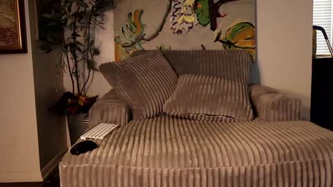 Snapshot of damienslick chatting on January 23, 2025, 11:47 pm Damien Slick online show from January 23, 2025, 11:47 pm