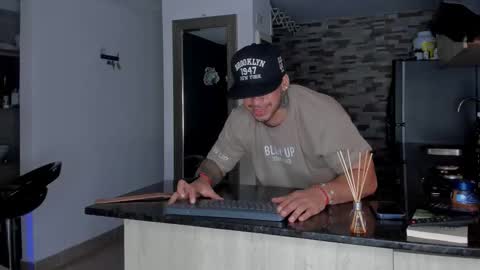 INSTAGRAM  DAMMIANMILLEROFICIAL online show from January 8, 2026, 1:35 pm