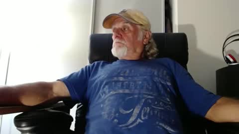 damn_yankee_ca online show from September 24, 2025, 6:50 am