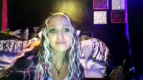 Snapshot of damnitjanet13 chatting on April 2, 2026, 12:14 pm damnitjanet13 online show from April 2, 2026, 12:14 pm