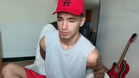 Snapshot of damon_333 chatting on November 22, 2025, 5:56 pm Damon online show from November 22, 2025, 5:56 pm