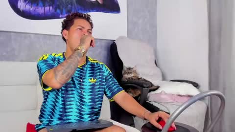 Snapshot of damon_storm chatting on April 14, 2026, 8:31 am DAMON online show from April 14, 2026, 8:31 am