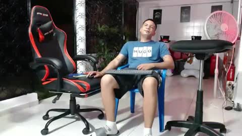 Snapshot of damyan_2003 chatting on January 8, 2025, 1:11 am damyan_2003 online show from January 8, 2025, 1:11 am