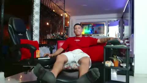 Snapshot of damyan_2003 chatting on October 27, 2025, 2:04 am damyan_2003 online show from October 27, 2025, 2:04 am