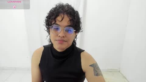 Snapshot of dan_blous chatting on February 12, 2026, 12:05 am Diane Blosson online show from February 12, 2026, 12:05 am