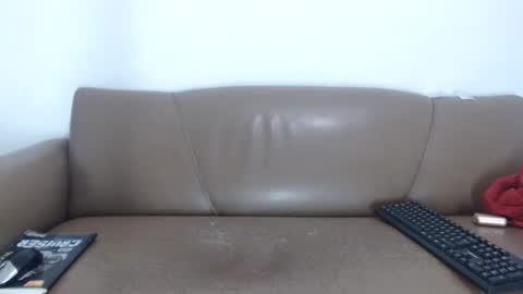 dan_jonson15 online show from December 19, 2025, 12:39 am