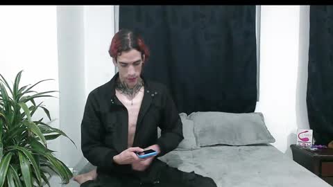 Dan and Noah online show from January 1, 2025, 1:15 am