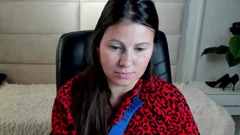 Dana Dom online show from October 11, 2025, 2:22 am