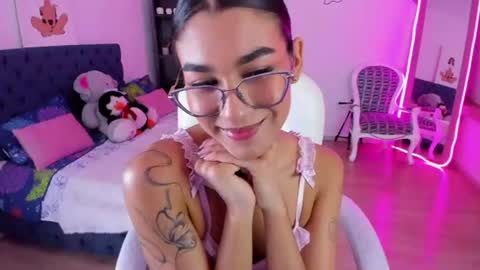 Snapshot of dana_paula chatting on June 15, 2026, 11:56 am dana_paula online show from June 15, 2026, 11:56 am