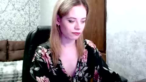 Snapshot of dana_smilex chatting on July 9, 2026, 7:40 pm Dana SmileX online show from July 9, 2026, 7:40 pm