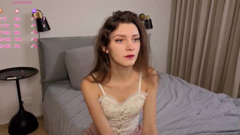 danaaddams online show from December 4, 2025, 10:07 pm