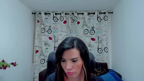 Danaa Rey online show from November 7, 2025, 4:18 pm