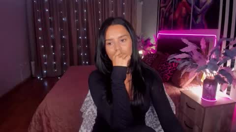 DanaMiers online show from September 30, 2025, 5:23 am