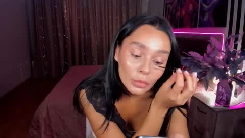 DanaMiers online show from November 3, 2025, 5:52 am