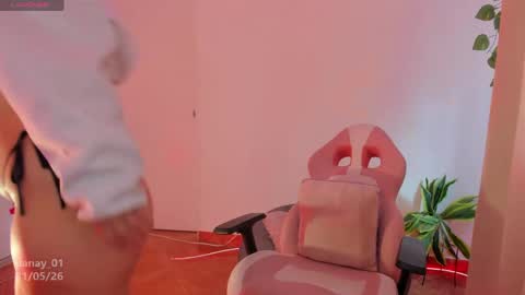 danay_01 online show from May 31, 2026, 7:59 pm