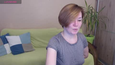 danbie_leen online show from January 16, 2025, 12:53 pm