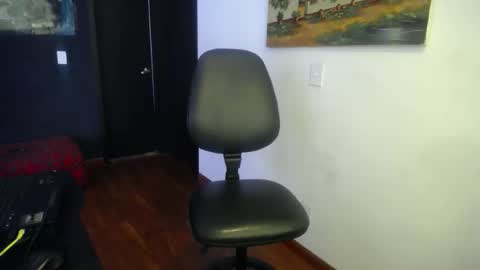 danbury online show from November 6, 2025, 4:19 pm